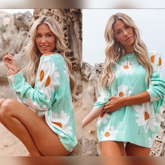 PLUS Honeysuckle Lightweight Knit Sweater - Picture 7 of 7